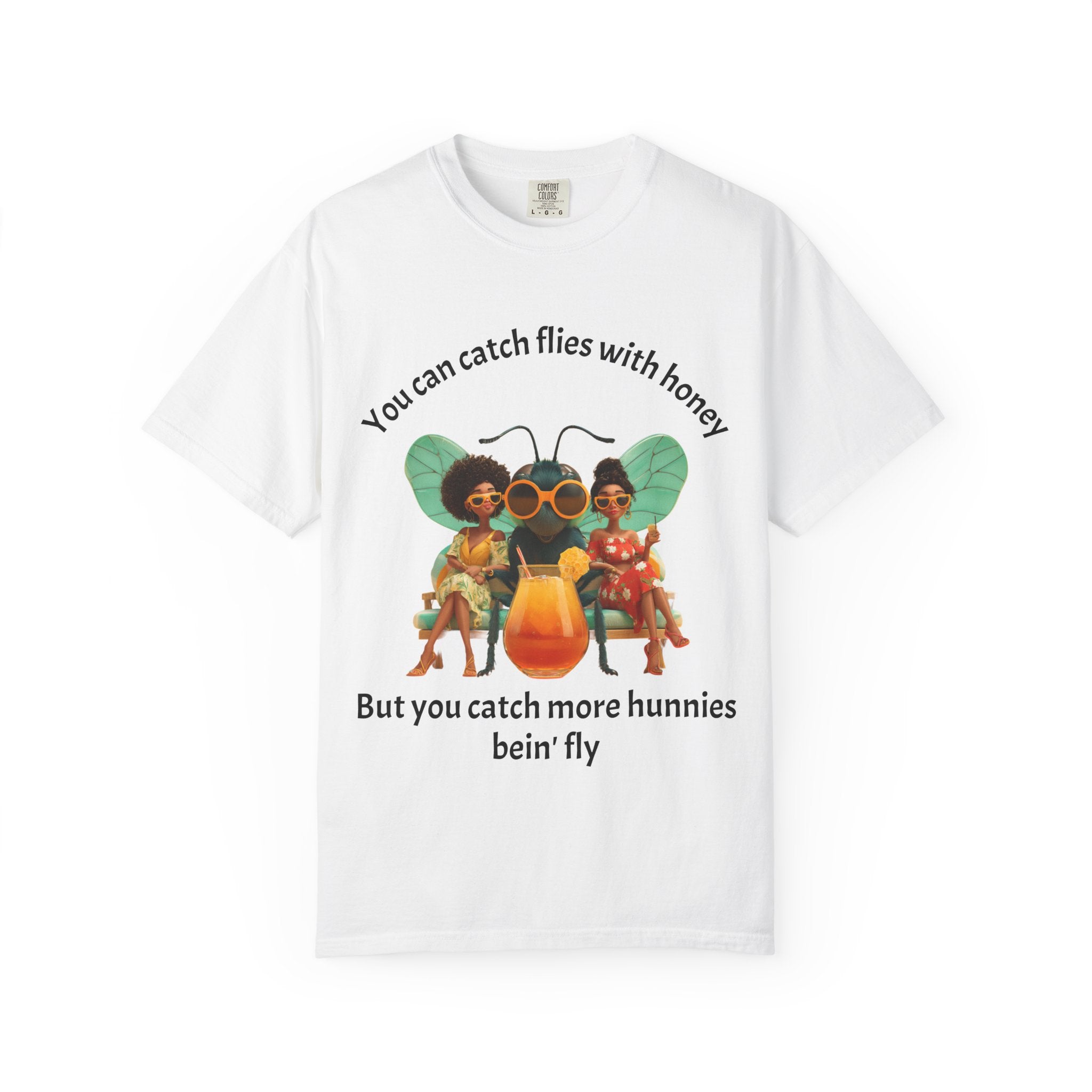 White / Crew-Neck: ’Catch More Hunnies’ - Graphic Tee - T-Shirt