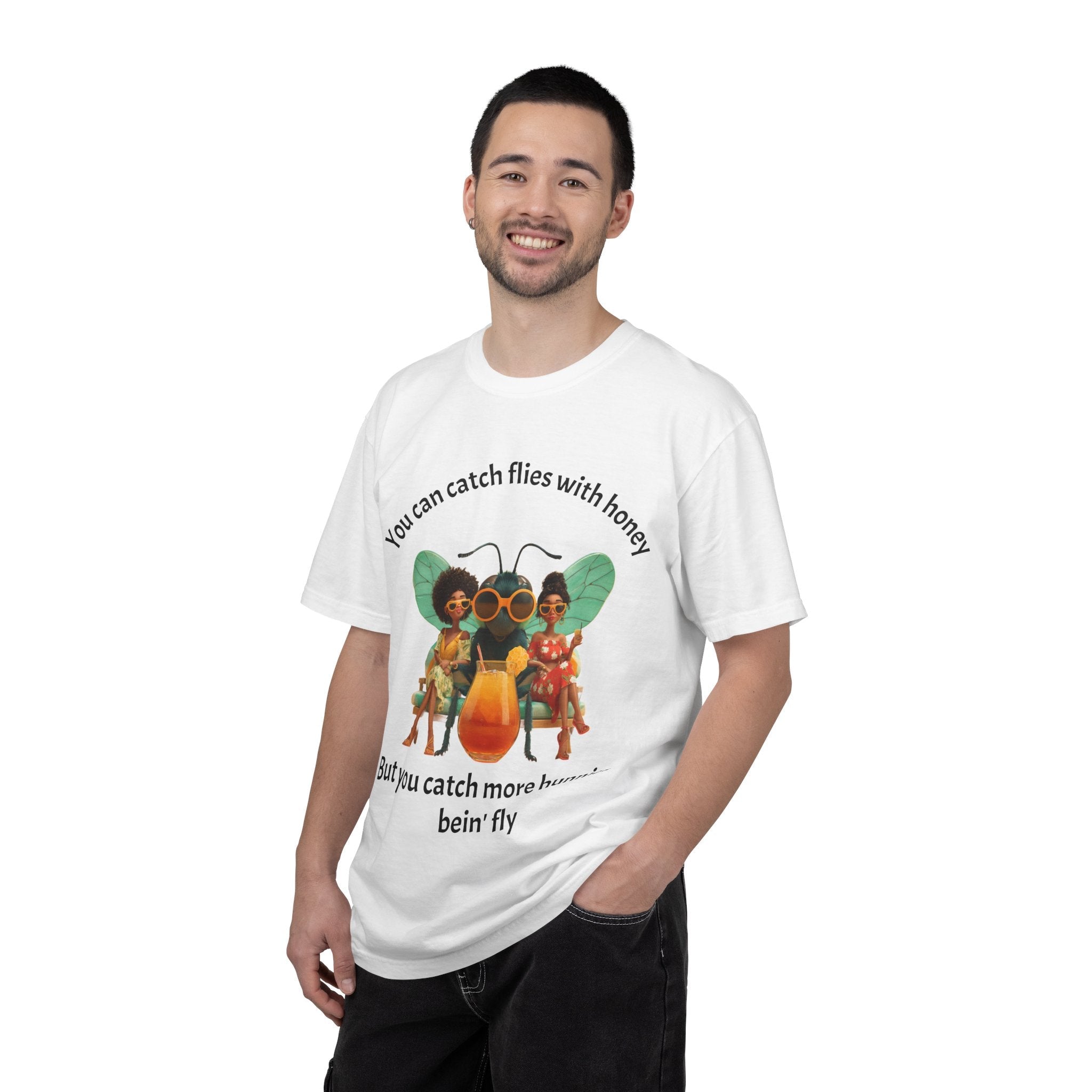 White / Crew-Neck: ’Catch More Hunnies’ - Graphic Tee - T-Shirt