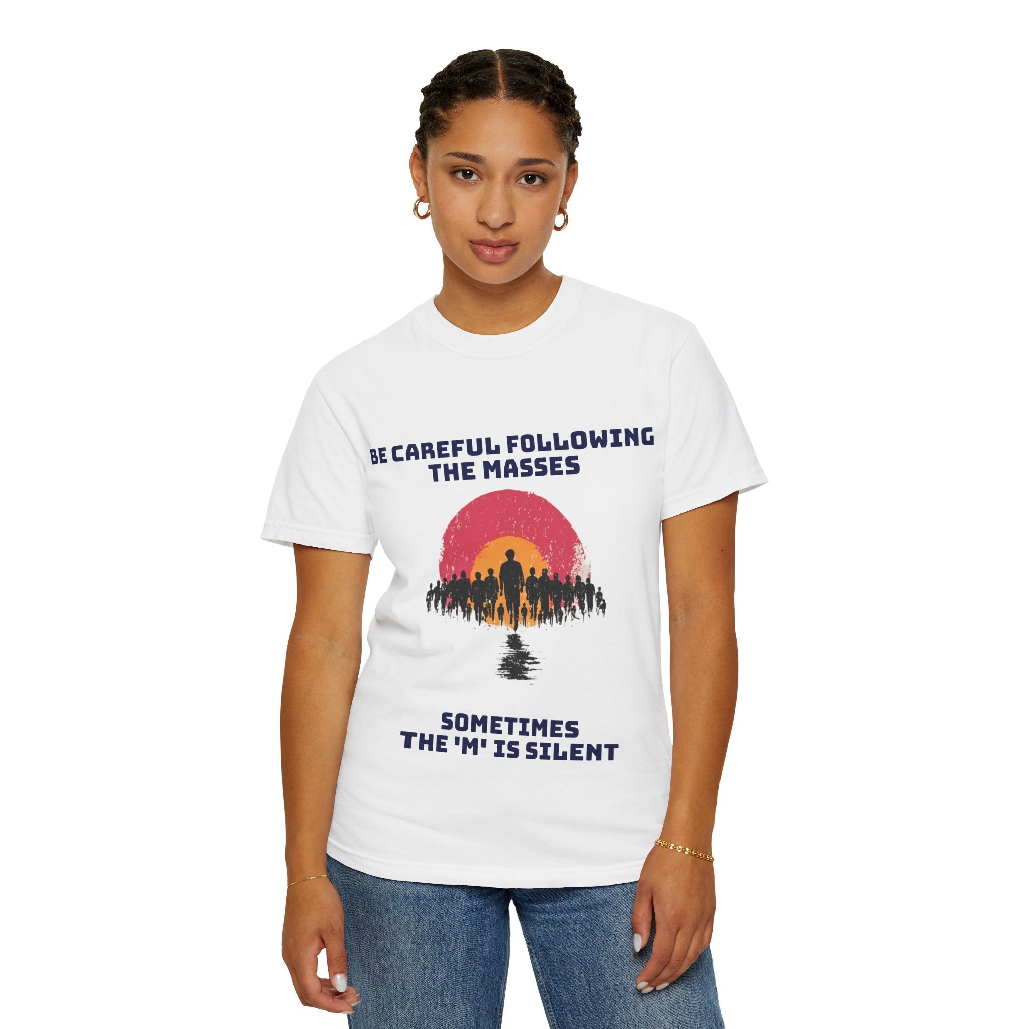 White / Crew-Neck: ’The M is silent’ - Graphic Tee - T-Shirt